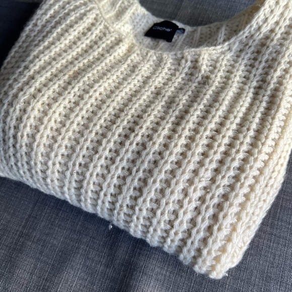 Cliche Chucky Beige Soft Knit Creme Beige Sweater Large - Picture 12 of 14